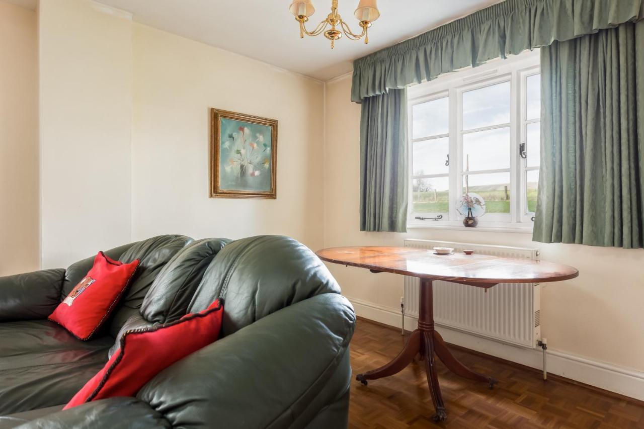 Yards Brake On 40 Acres Of Private Land Langton Matravers Exterior foto